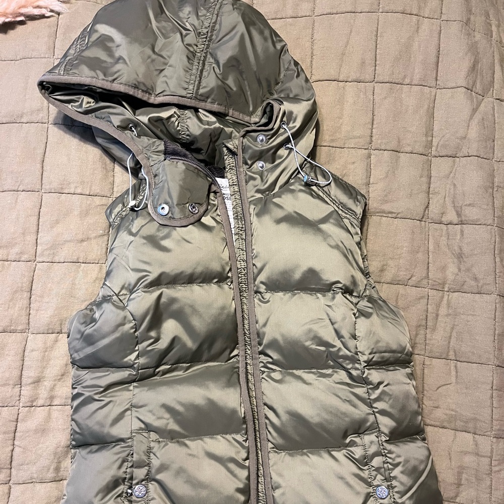 Olive Green Puffer Vest with Hood